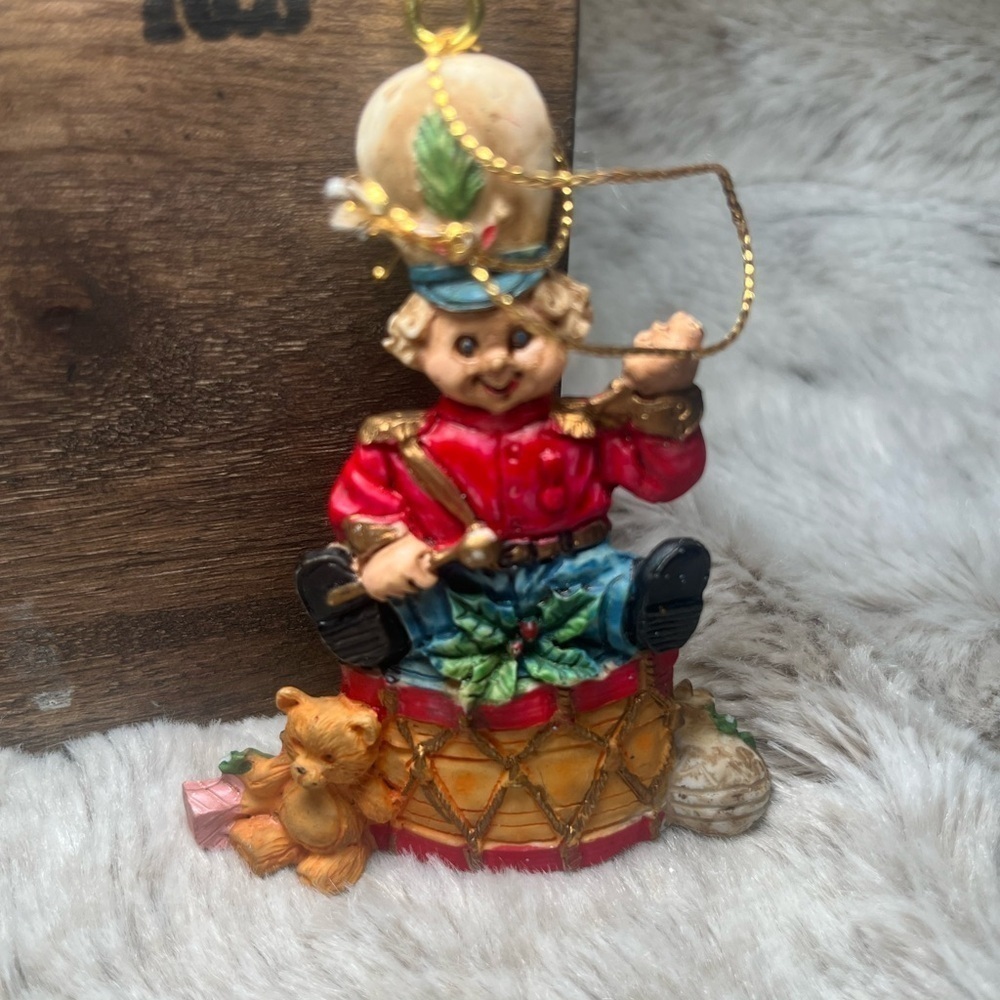 Vintage Toy Soldier Bear Ornament | Drum Base | Christmas Figurine Decor